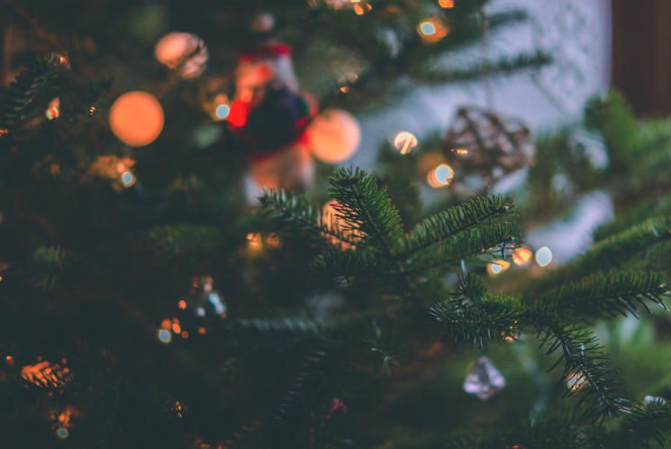 Choosing the Perfect Artificial Christmas Tree